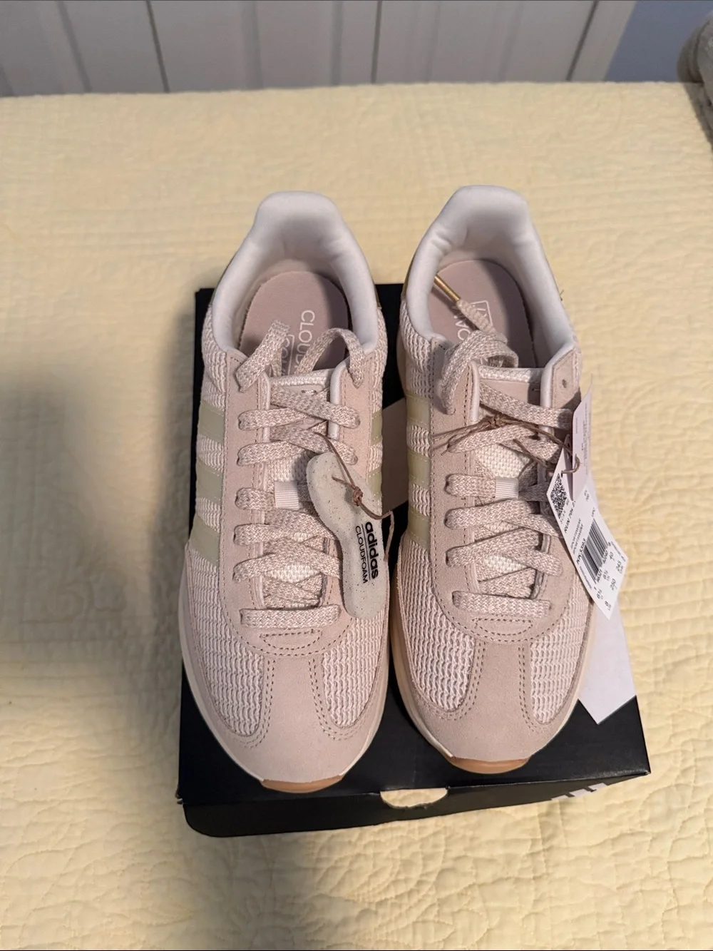 adidas Cloudfoam Retro Runner Sneakers in Light Beige with Gold Accents